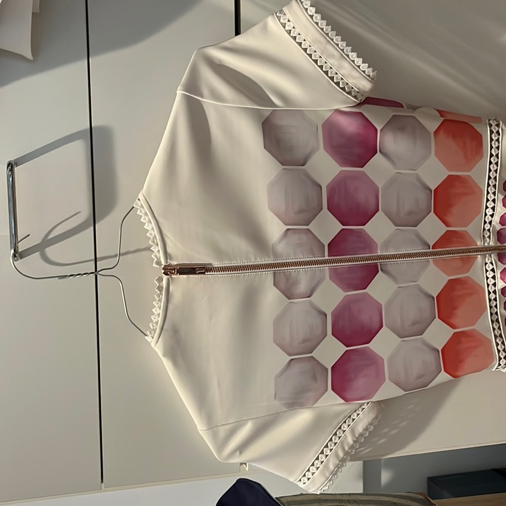 Ted Baker white hexagon dress skater style